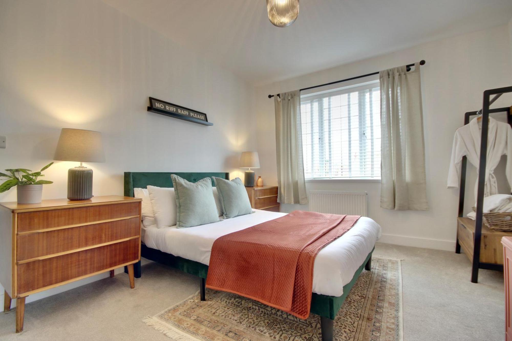 Clover Lodge Portsmouth Luxury Home With Off Road Free Parking ภายนอก รูปภาพ